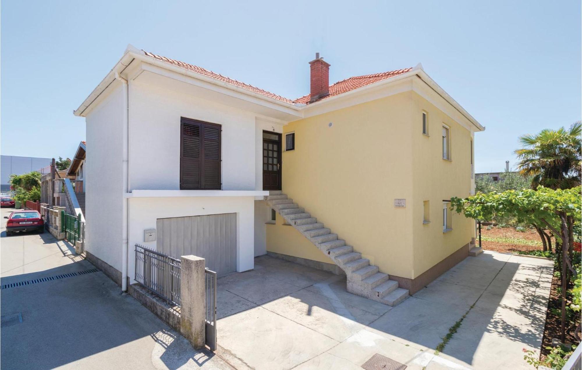 Stunning Home In Zadar With Kitchen Экстерьер фото
